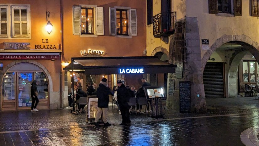 1900 blog page bloc element la cabane devanture 826x826