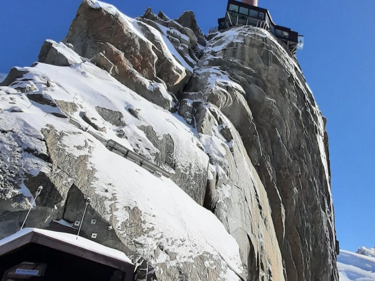 Mittagsnadel