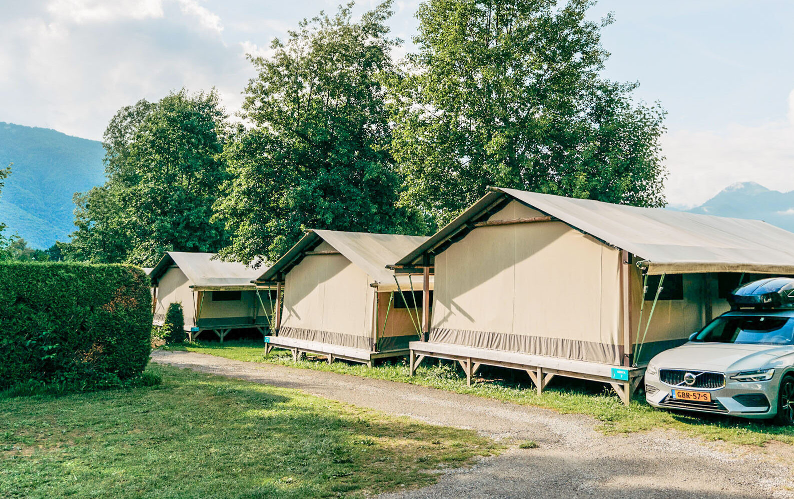 tentes insolites vacances camping les fontaines