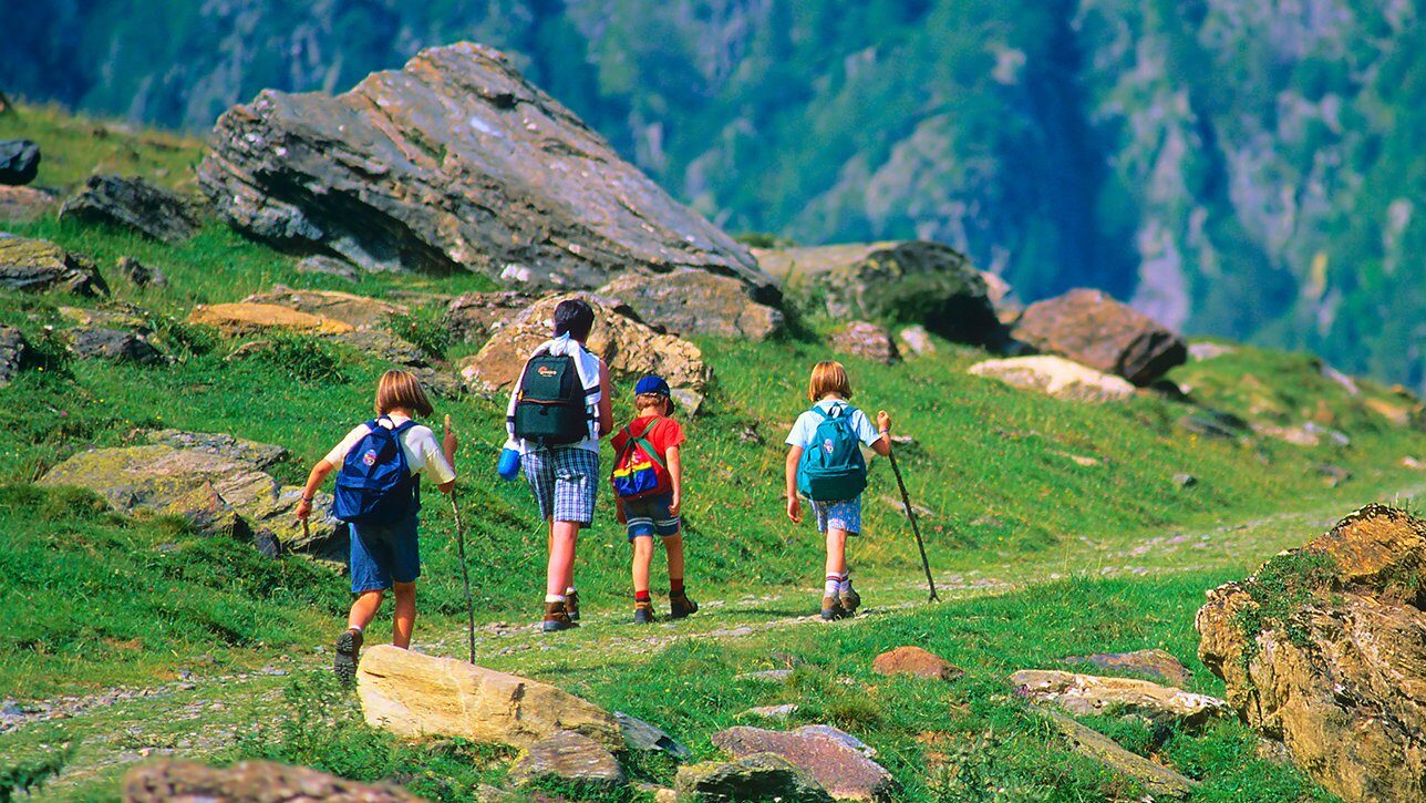 element outdoor activity