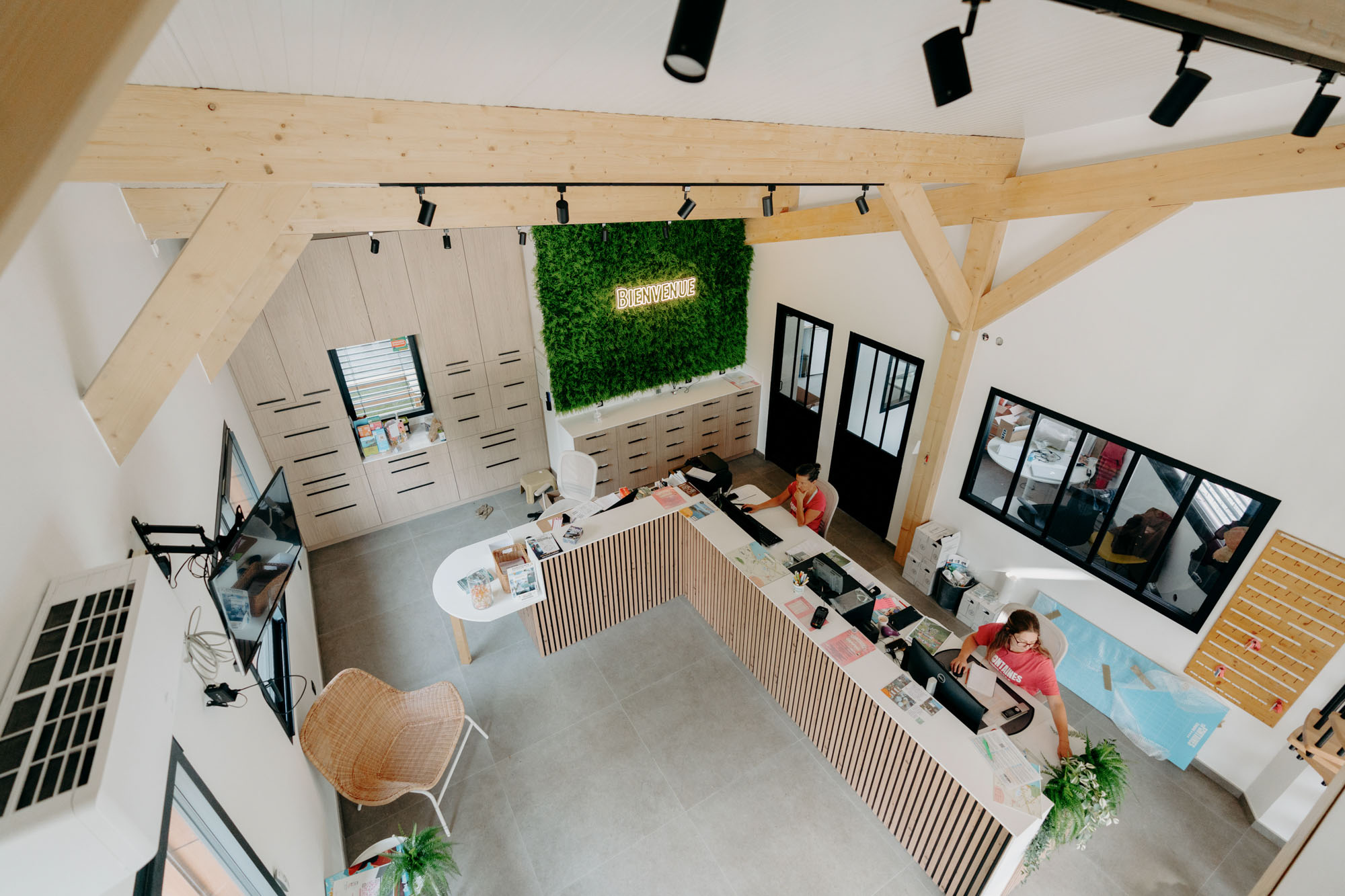 front desk camping lesfontaines