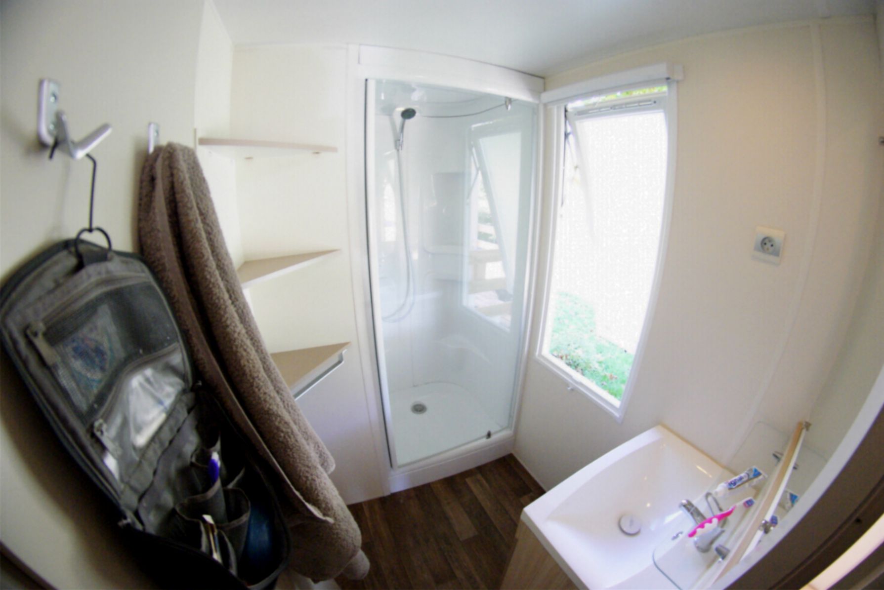 Cottage Riviera 5p 2 Bdrms ***